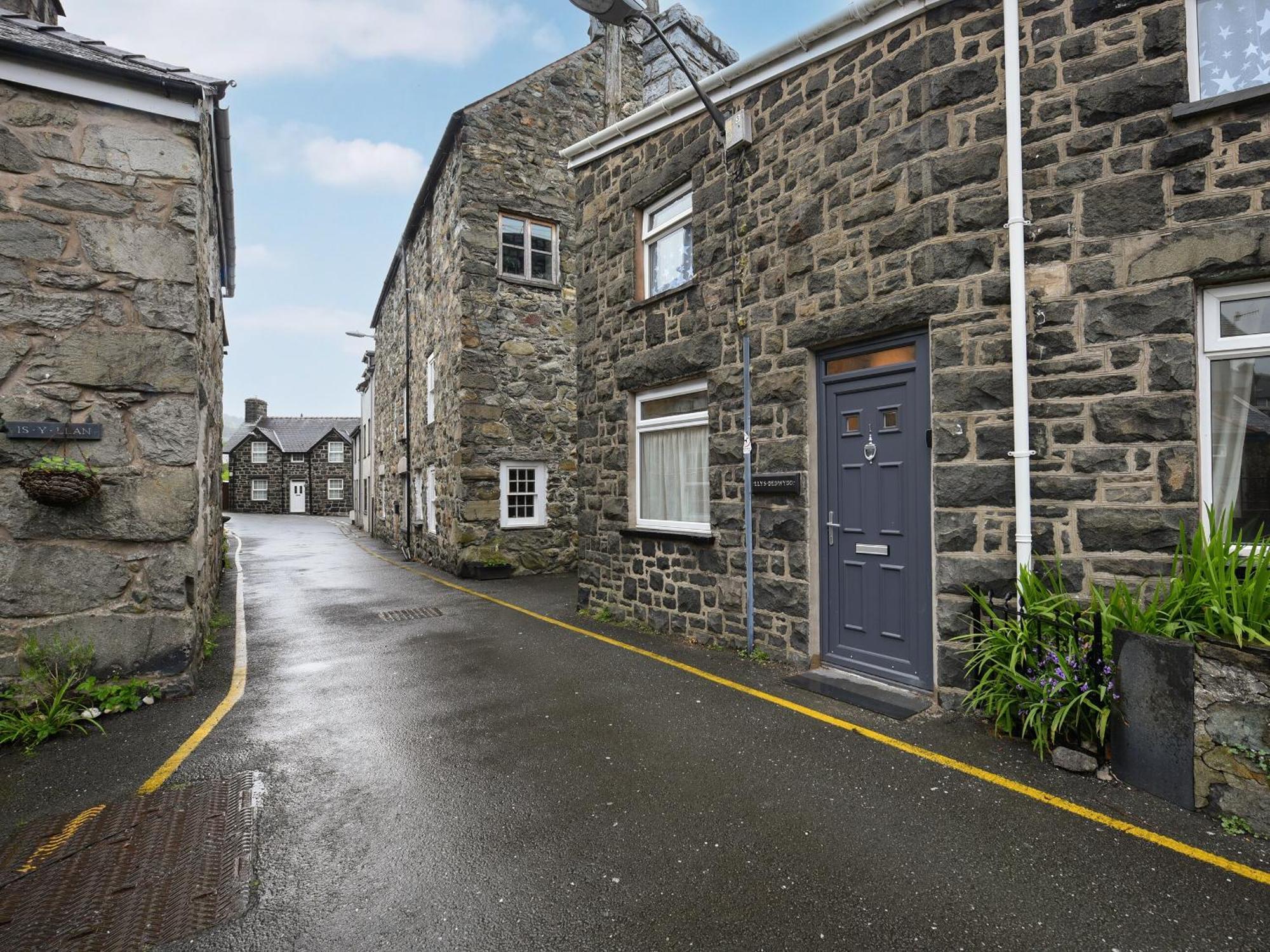Llys Dedwydd Vila Dolgellau Exterior foto